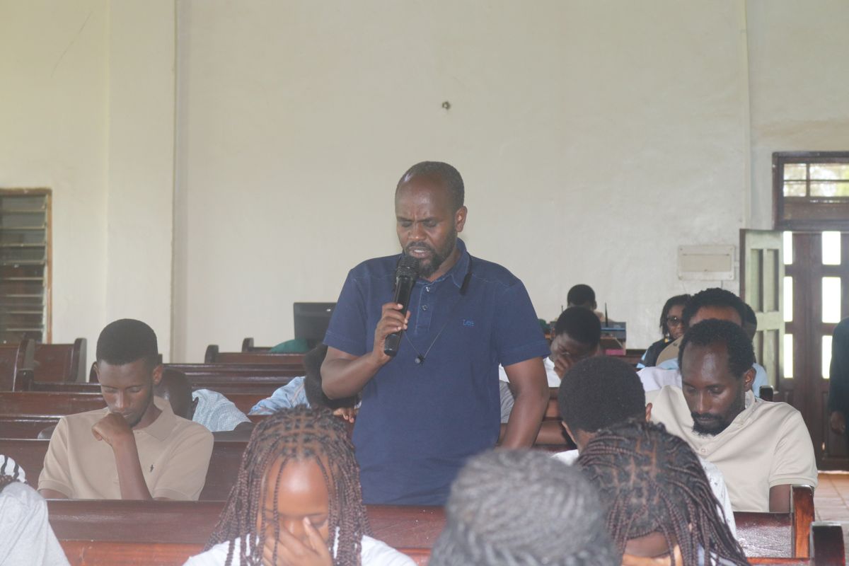 38 Students Successfully Complete ANTS ESL Course