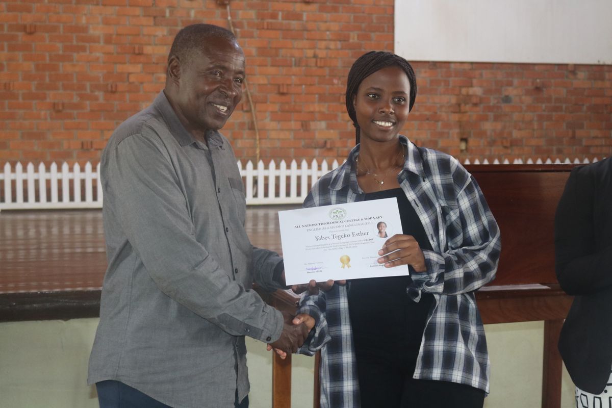 38 Students Successfully Complete ANTS ESL Course